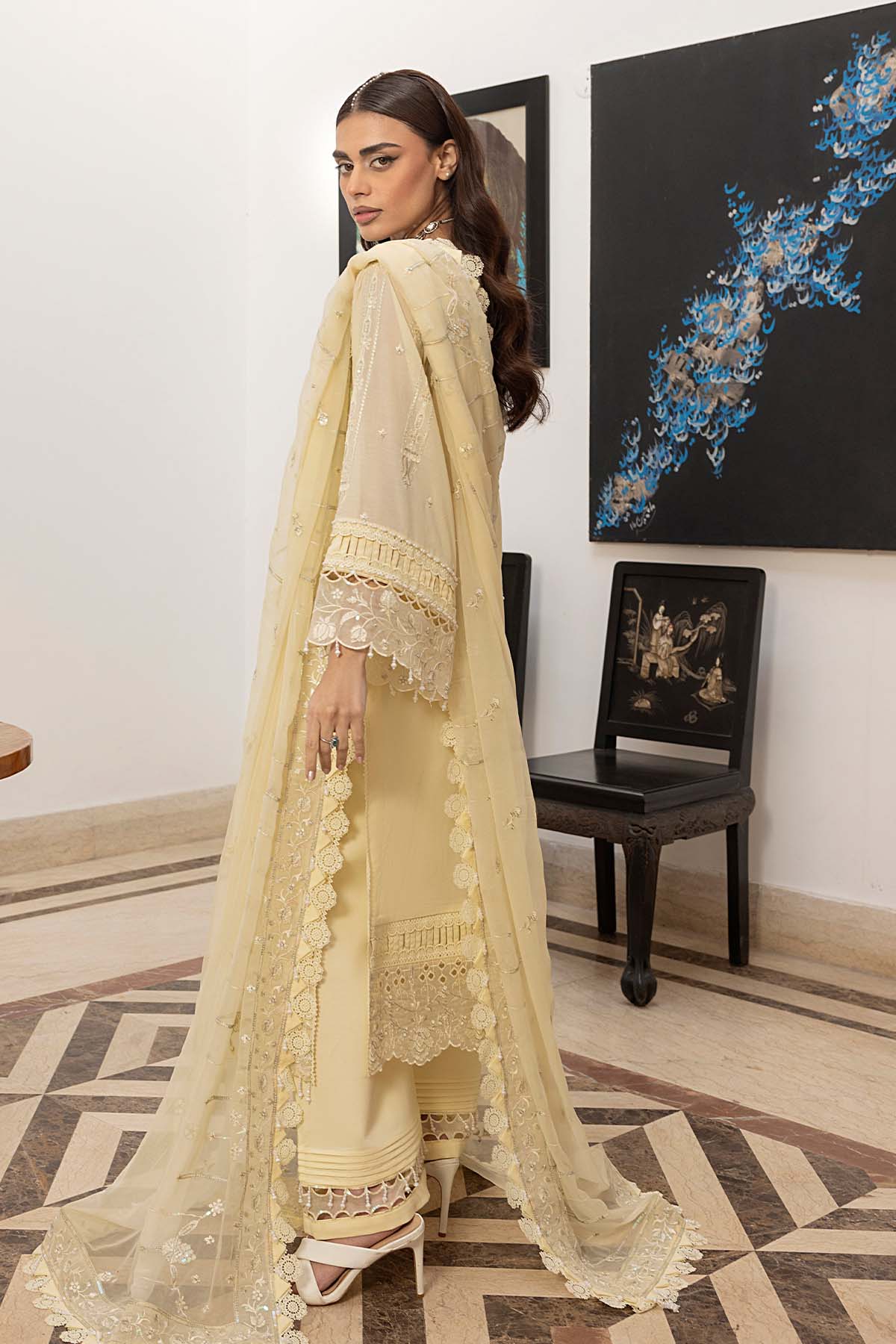 Raeesa Premium | Ivory Muse | HS - 37