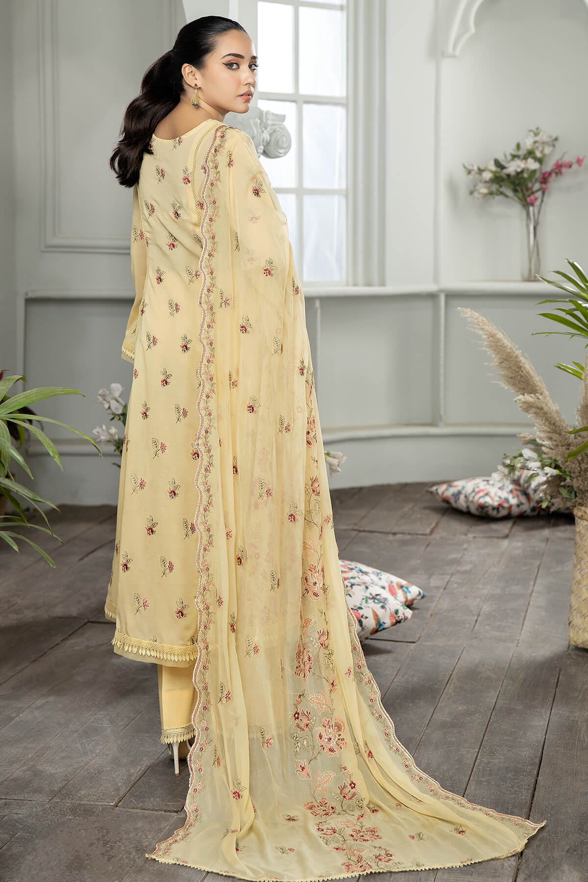 Luxury Embroidered Swiss Voile | Ns-116